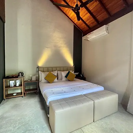Palm Paradise Cabanas & Villas Beach Resort-3